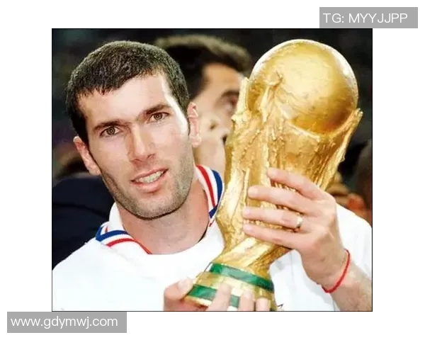 足球明星拍手瞬间精彩集锦图片分享让你感受激情与魅力 足球明星拍手瞬间精彩集锦图片分享让你感受激情与魅力