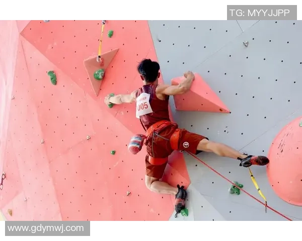 李秀英专访：回顾攀岩历程